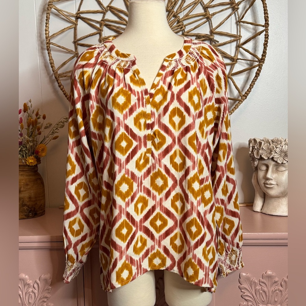 Wonderly Red and Yellow Geometric Blouse‎